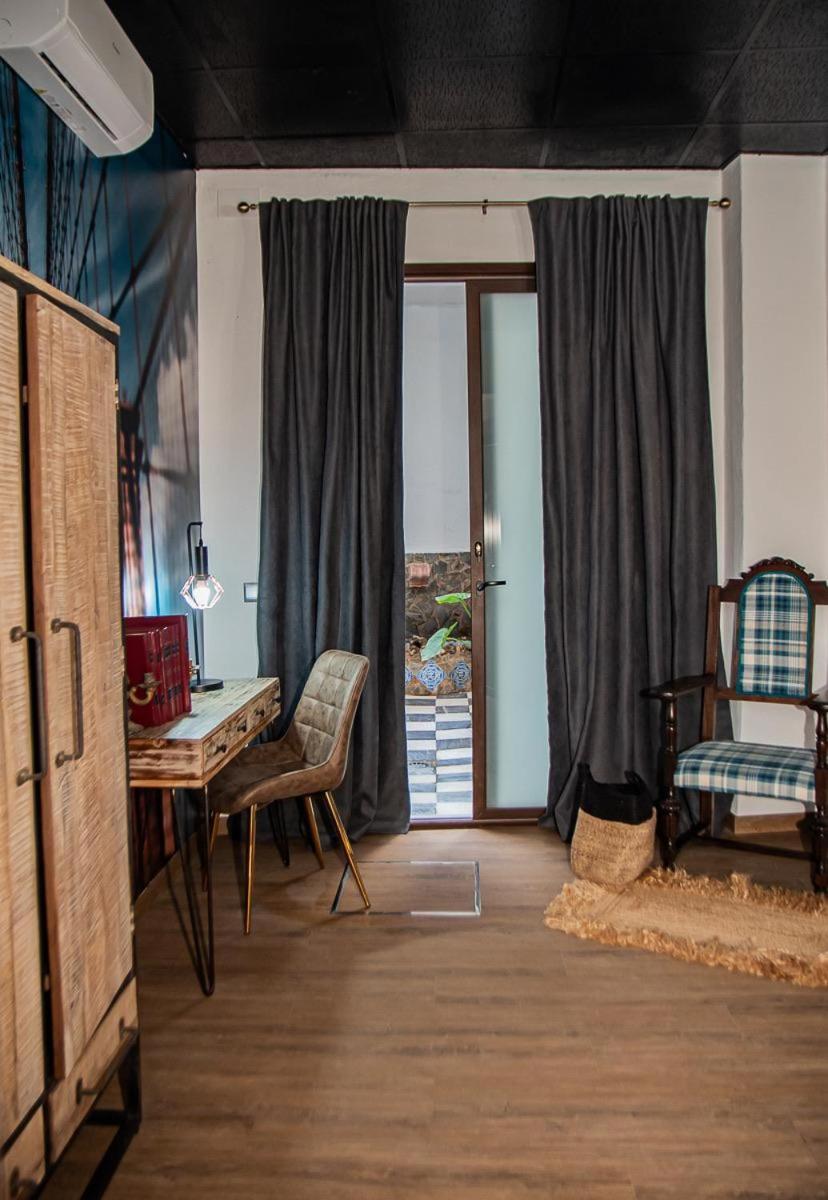 Casa Senorial Piedrachica Hotel Sevilla Kültér fotó